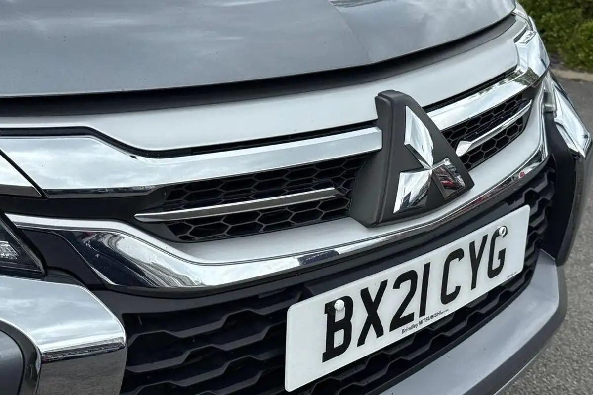 2021-mitsubishi-shogun-sport-24di-d-3-big-34
