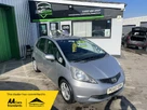 2010-honda-jazz-14-es-small-0