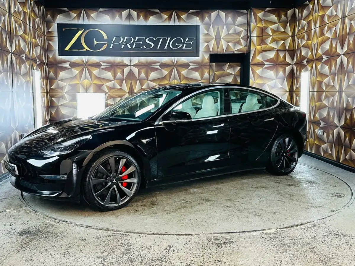 2019-tesla-model-3-e-4x4-performance-pack-big-26