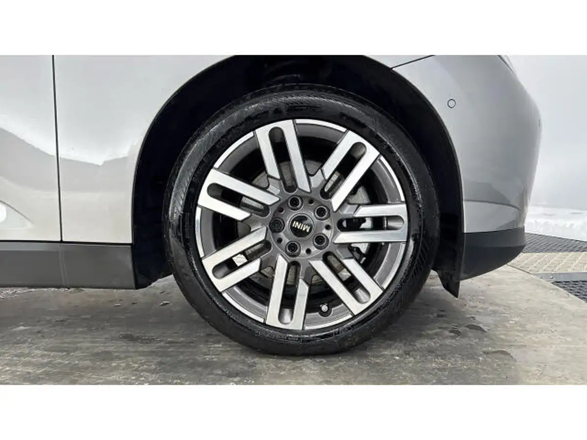 2024-mini-cooper-e-cooper-e-classic-big-13