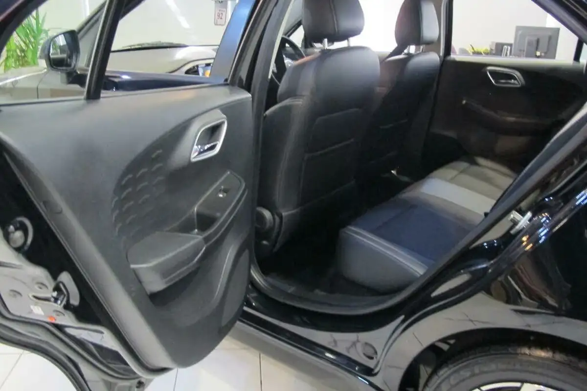 2022-mg-mg3-15-vti-tech-exclusive-nav-big-37