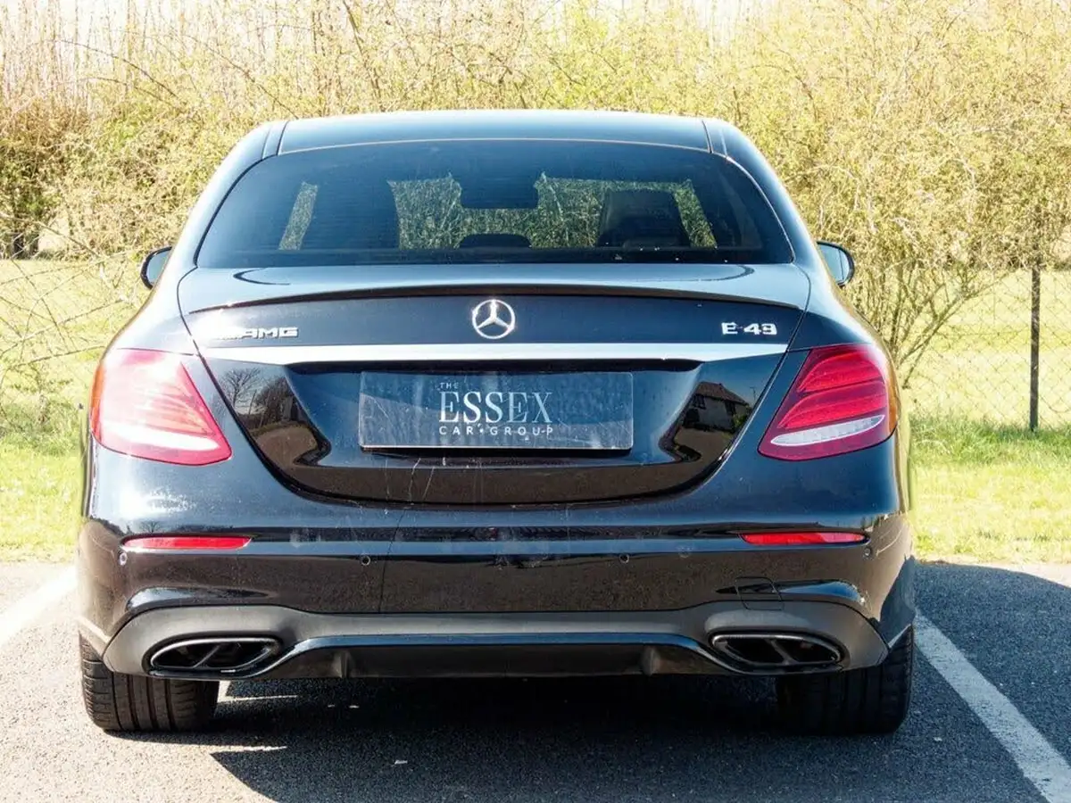 2017-mercedes-benz-e-class-30-e43-amg-premium-plusss-saloon-4d-big-10