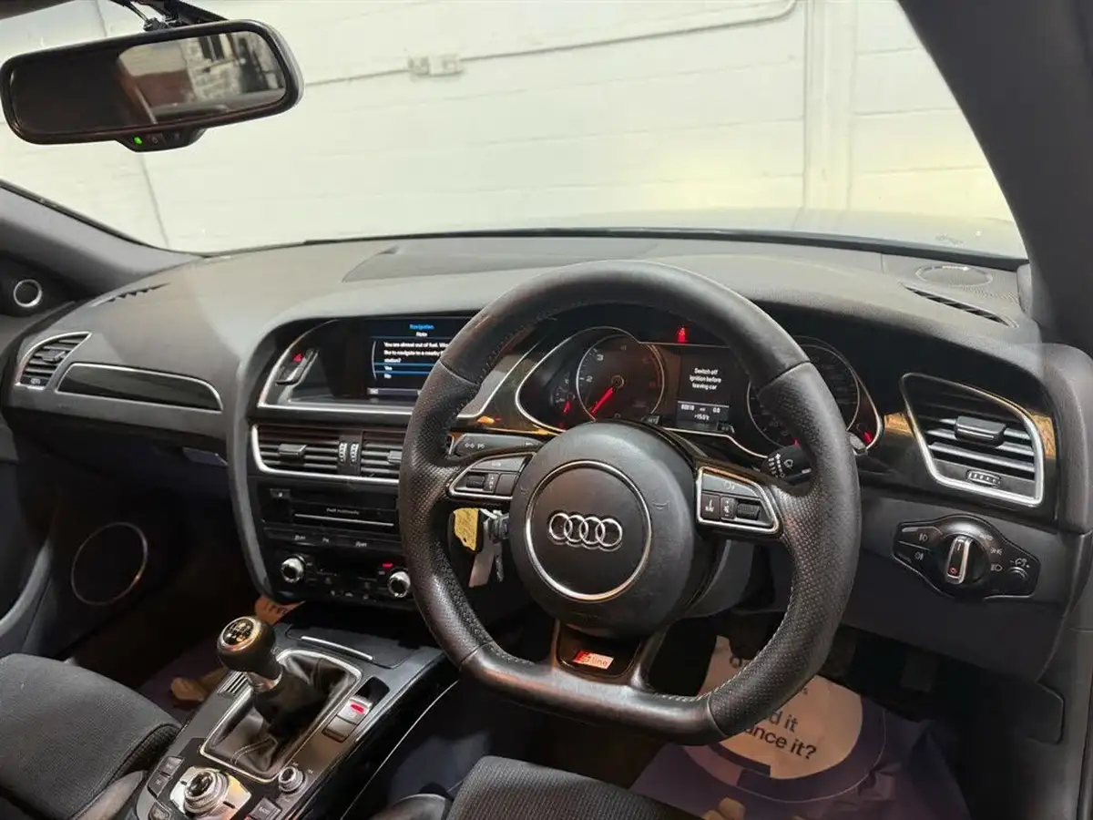 2014-audi-a4-20td-black-edition-150ps-ss-big-26