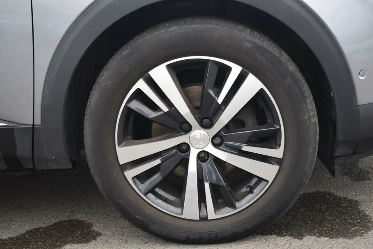 2019-peugeot-3008-suv-12-puretech-allure-big-20