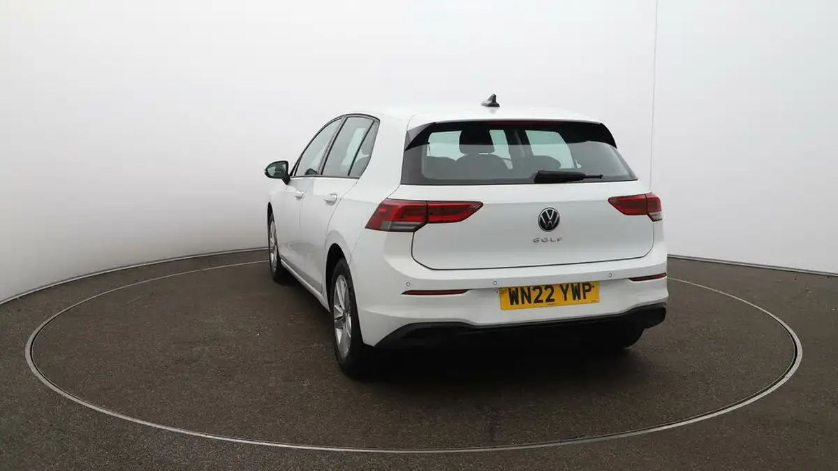 2022-volkswagen-golf-15-tsi-life-130ps-hatchback-big-51