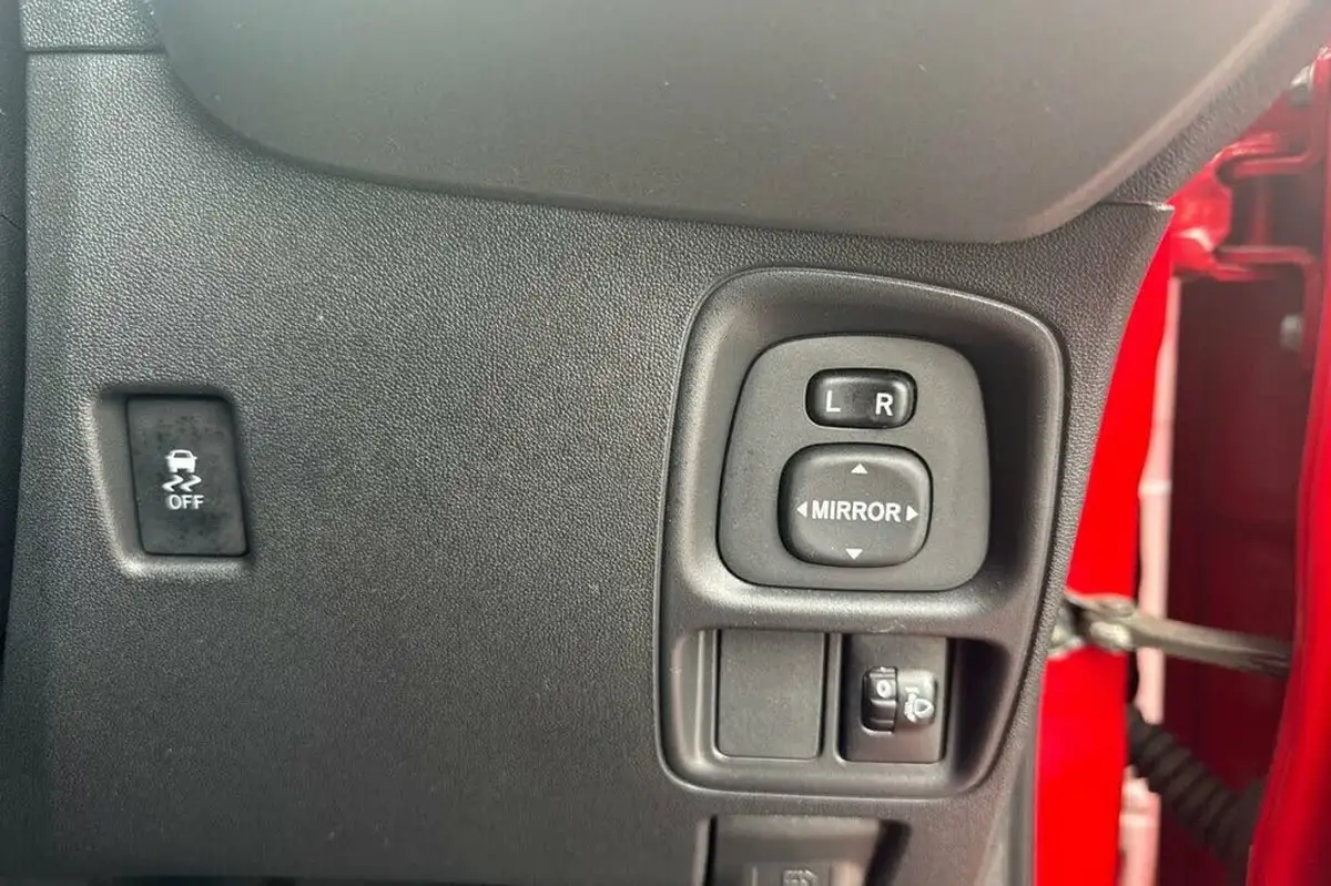 2020-toyota-aygo-10-vvt-i-x-trend-x-shift-big-24