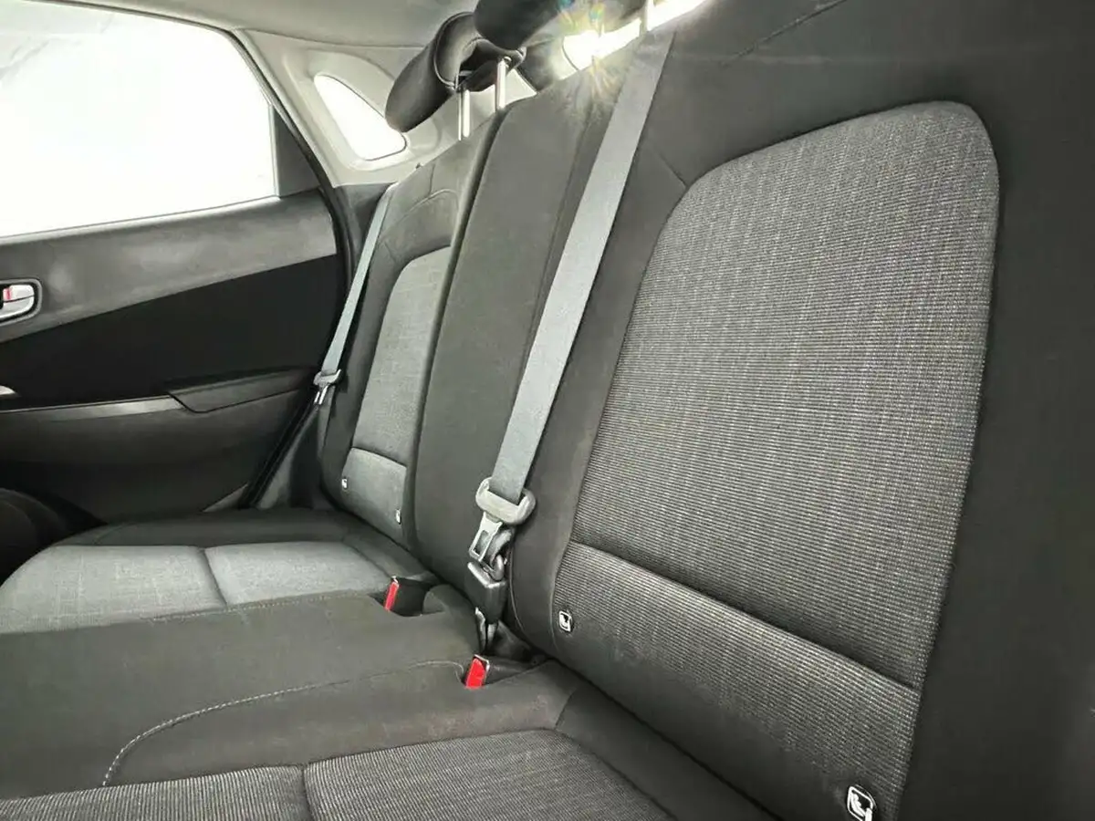 2022-hyundai-kona-16-gdi-se-connect-big-20