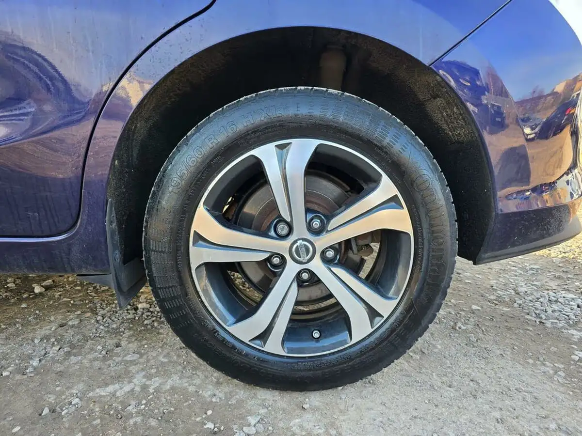 2016-nissan-pulsar-12-dig-t-acenta-xtronic-big-39