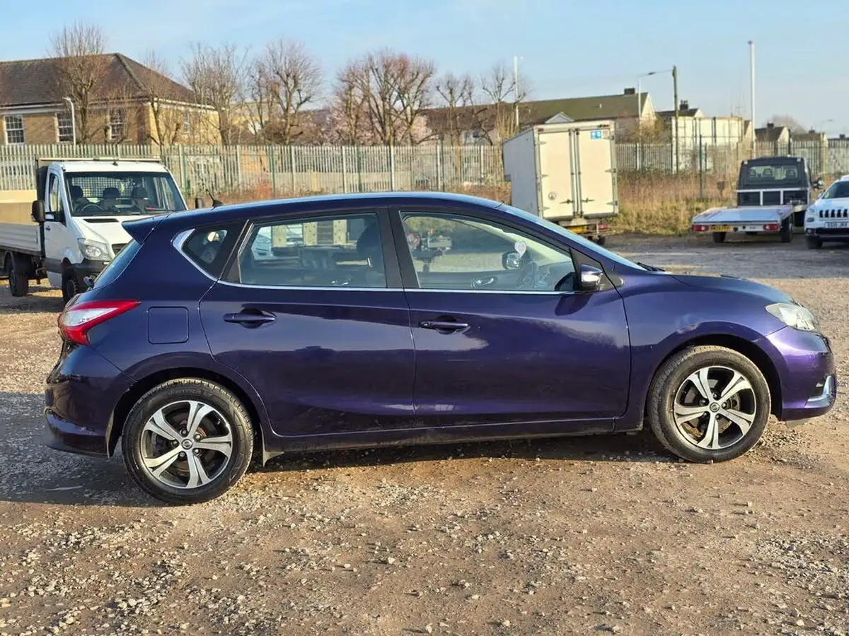 2016-nissan-pulsar-12-dig-t-acenta-xtronic-big-15