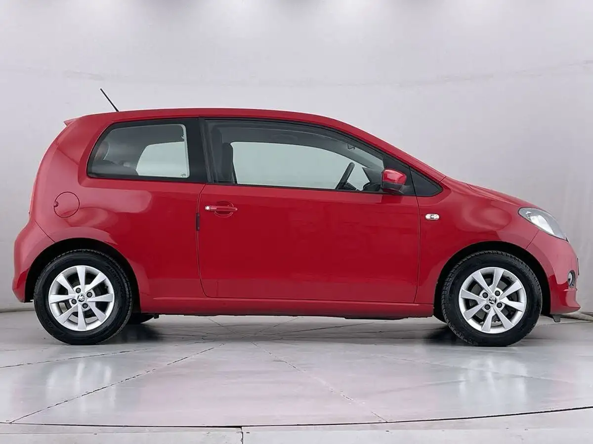 2015-skoda-citigo-10-elegance-60ps-greentech-3d-big-9