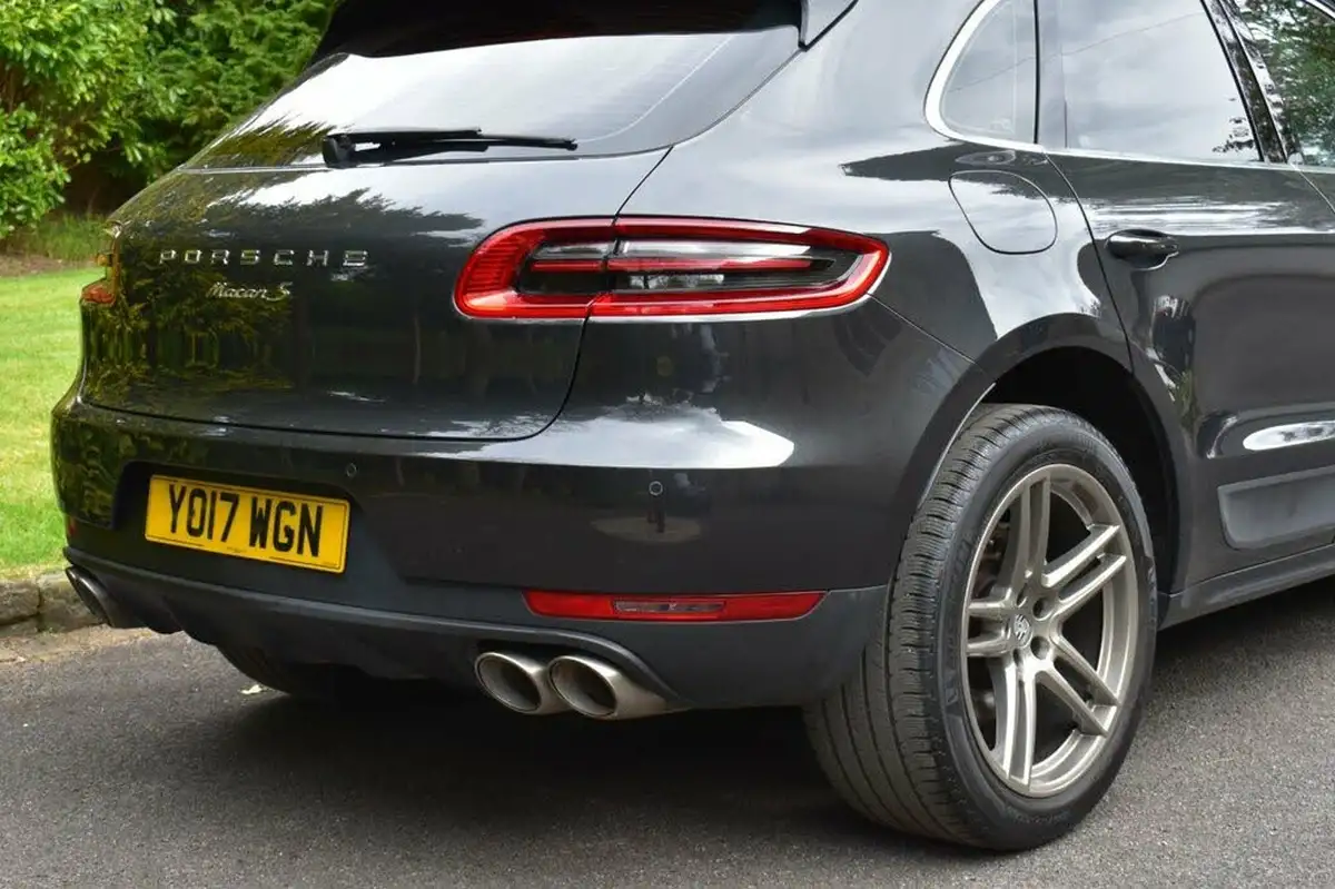 2017-porsche-macan-30td-s-ss-big-36
