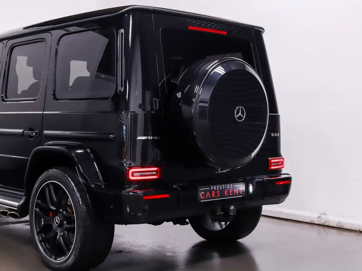 2021-mercedes-benz-g-class-40-g63-amg-big-11
