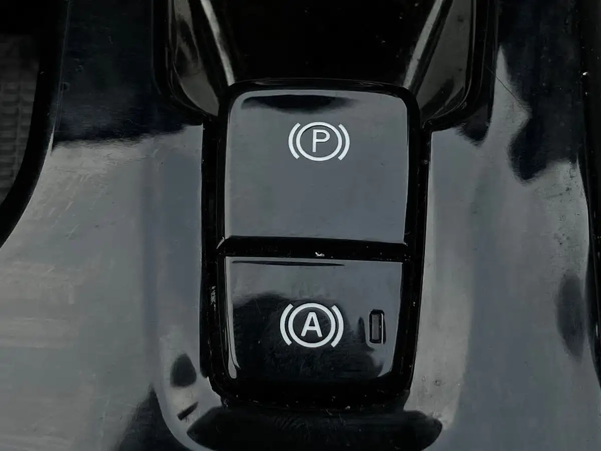 2020-volvo-xc40-20-b4-inscription-awd-big-24