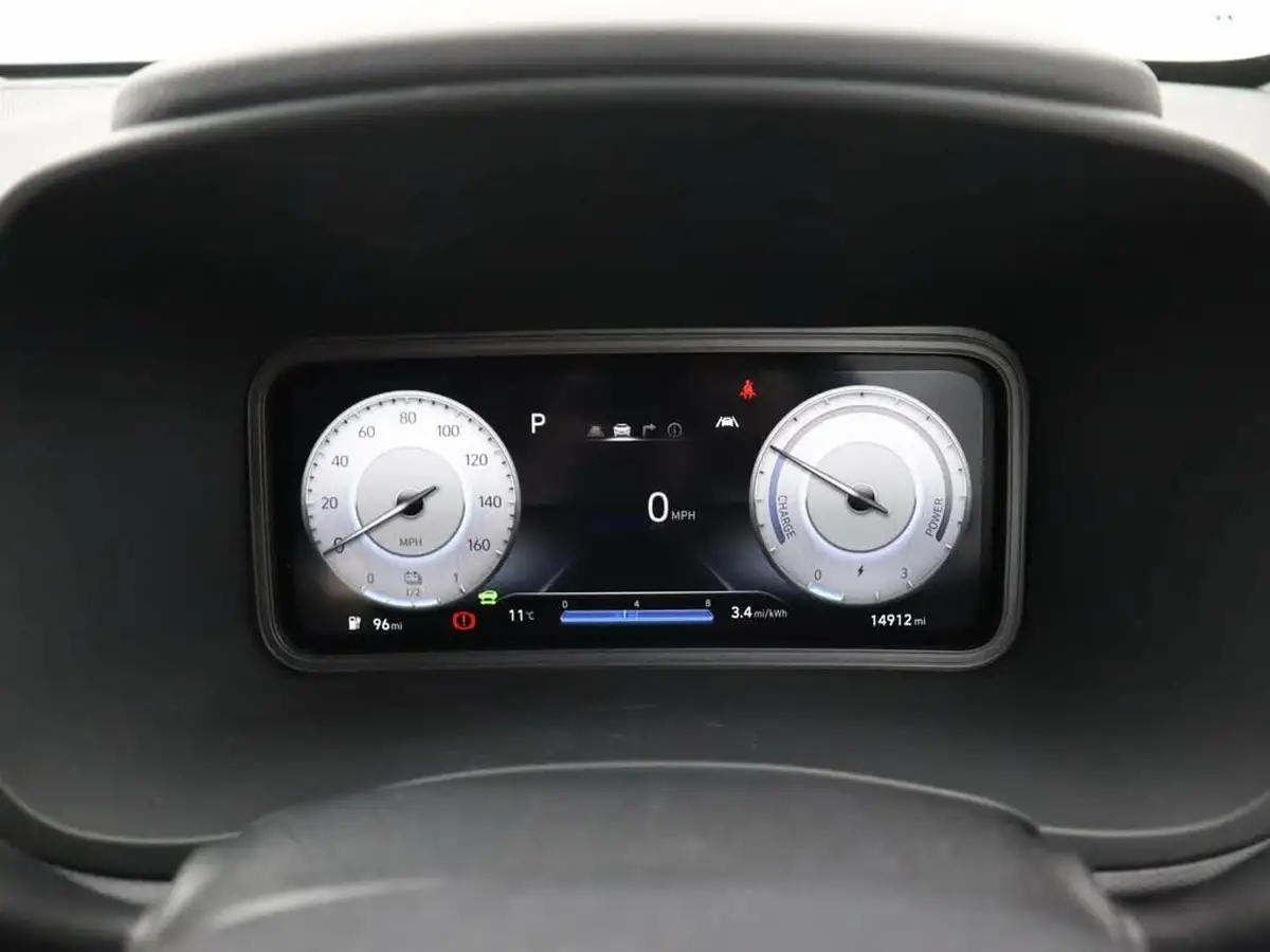 2022-hyundai-kona-e-se-connect-big-10