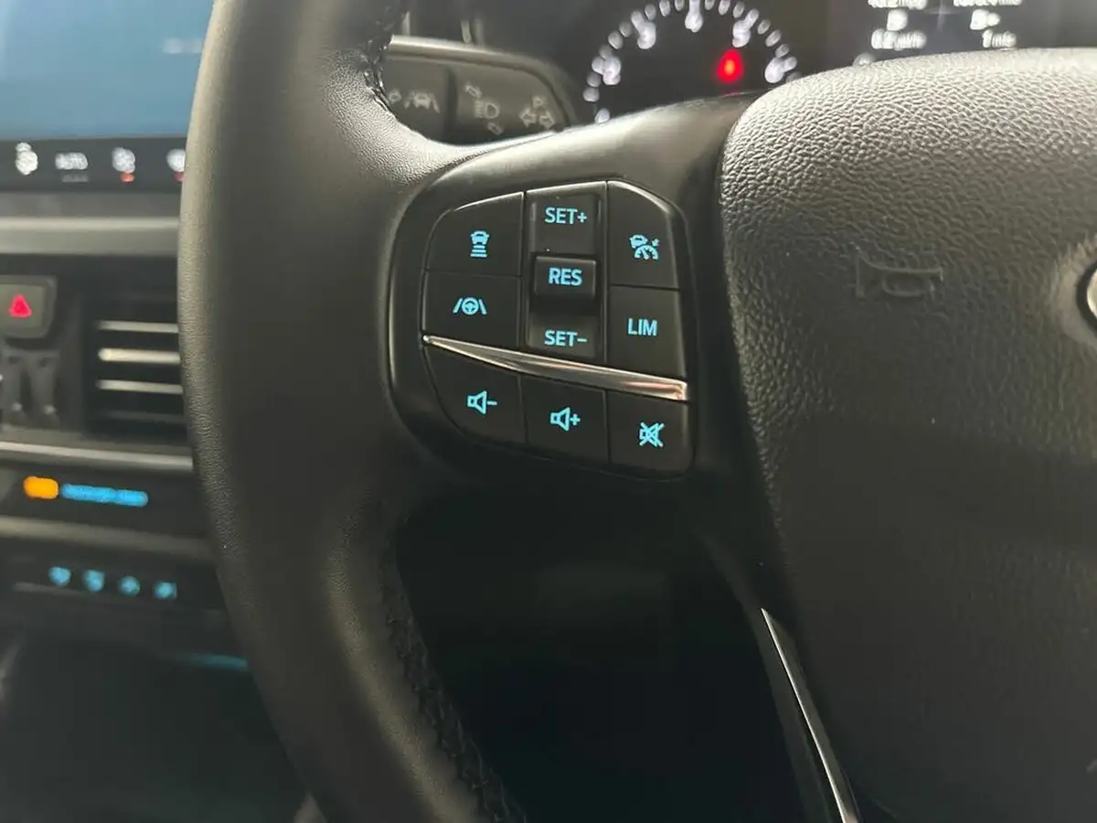 2024-ford-focus-10t-active-155ps-hatchback-powershift-big-25