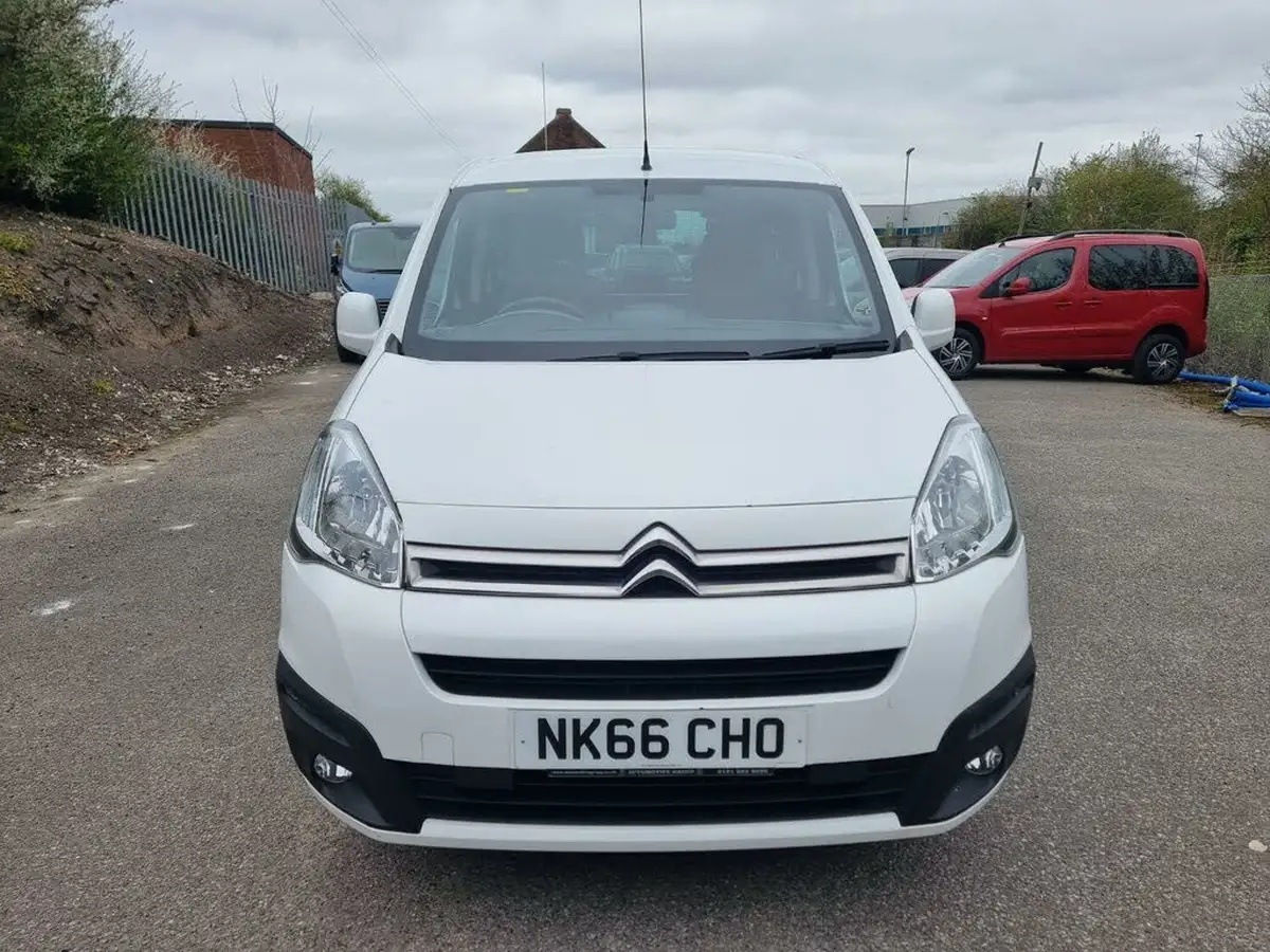 2016-citroen-berlingo-16bluehdi-multispace-feel-edition-102ps-ss-etg6-big-7