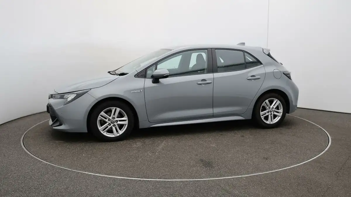 2021-toyota-corolla-18-vvt-i-icon-tech-spare-wheel-hatchback-5d-big-58
