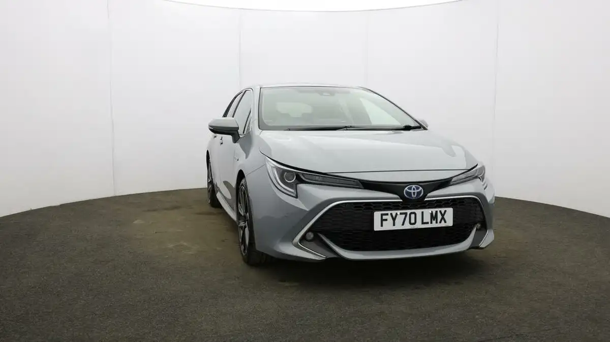 2020-toyota-corolla-18-vvt-i-excel-trk-hatchback-big-34