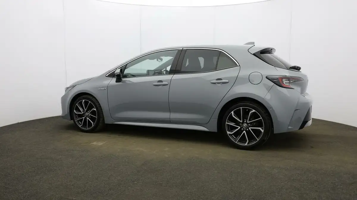 2020-toyota-corolla-18-vvt-i-excel-trk-hatchback-big-58