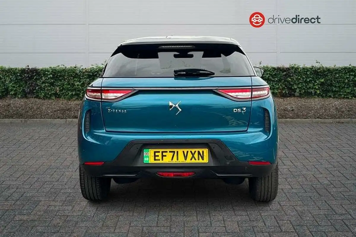 2022-ds-ds-3-crossback-e-tense-bastille-big-3