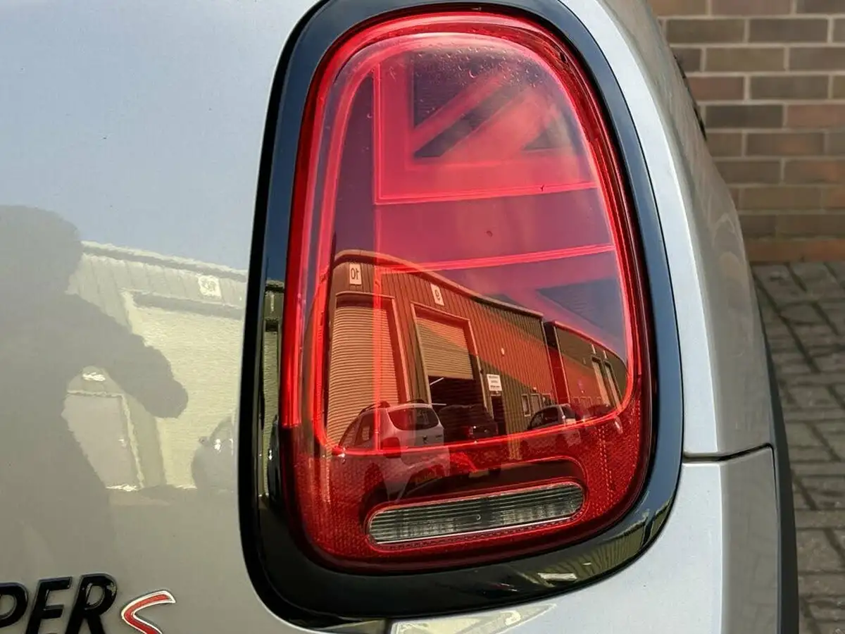 2021-mini-cooper-20-cooper-s-sport-hatchback-5d-auto-big-44
