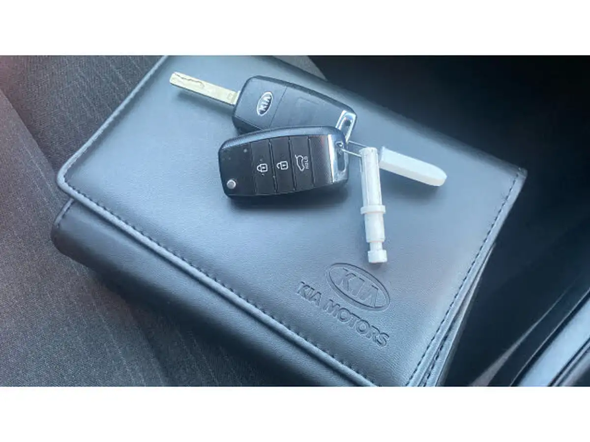 2018-kia-picanto-10-1-66bhp-big-18