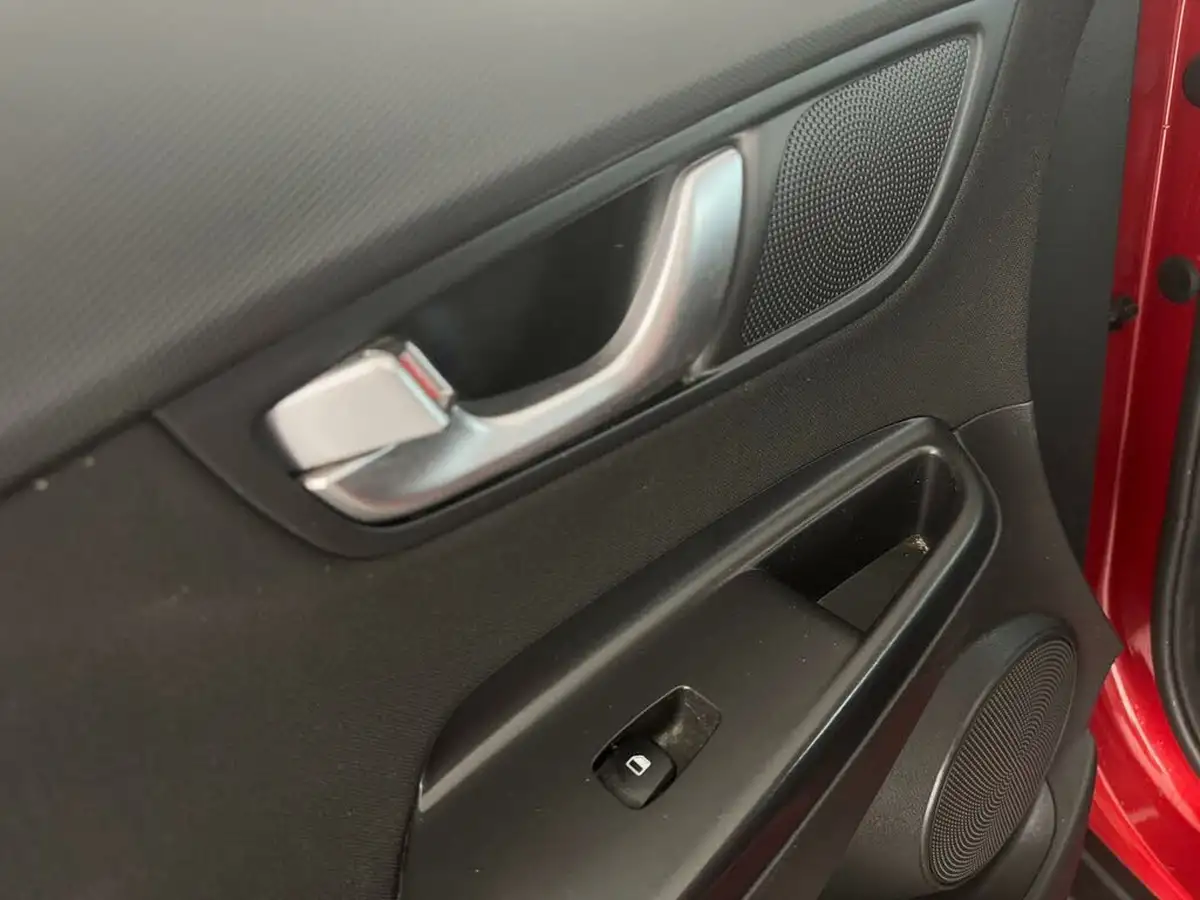 2021-hyundai-kona-10-t-gdi-se-connect-big-9