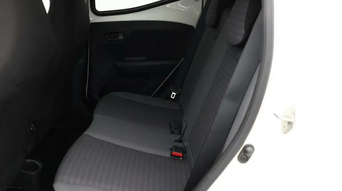2018-toyota-aygo-10-vvt-i-x-plore-big-15