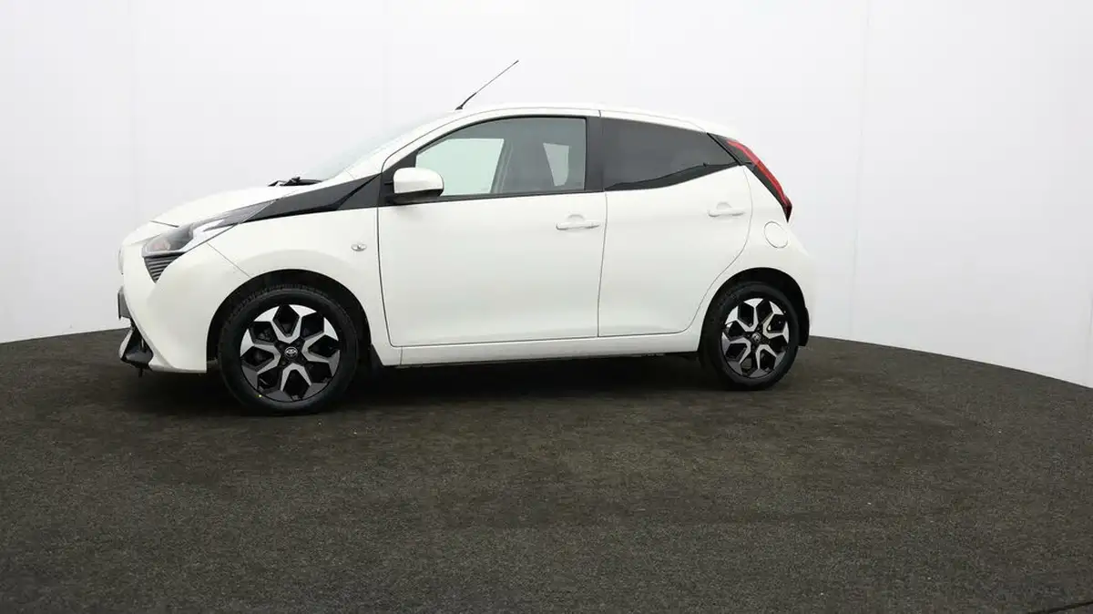 2018-toyota-aygo-10-vvt-i-x-plore-big-57