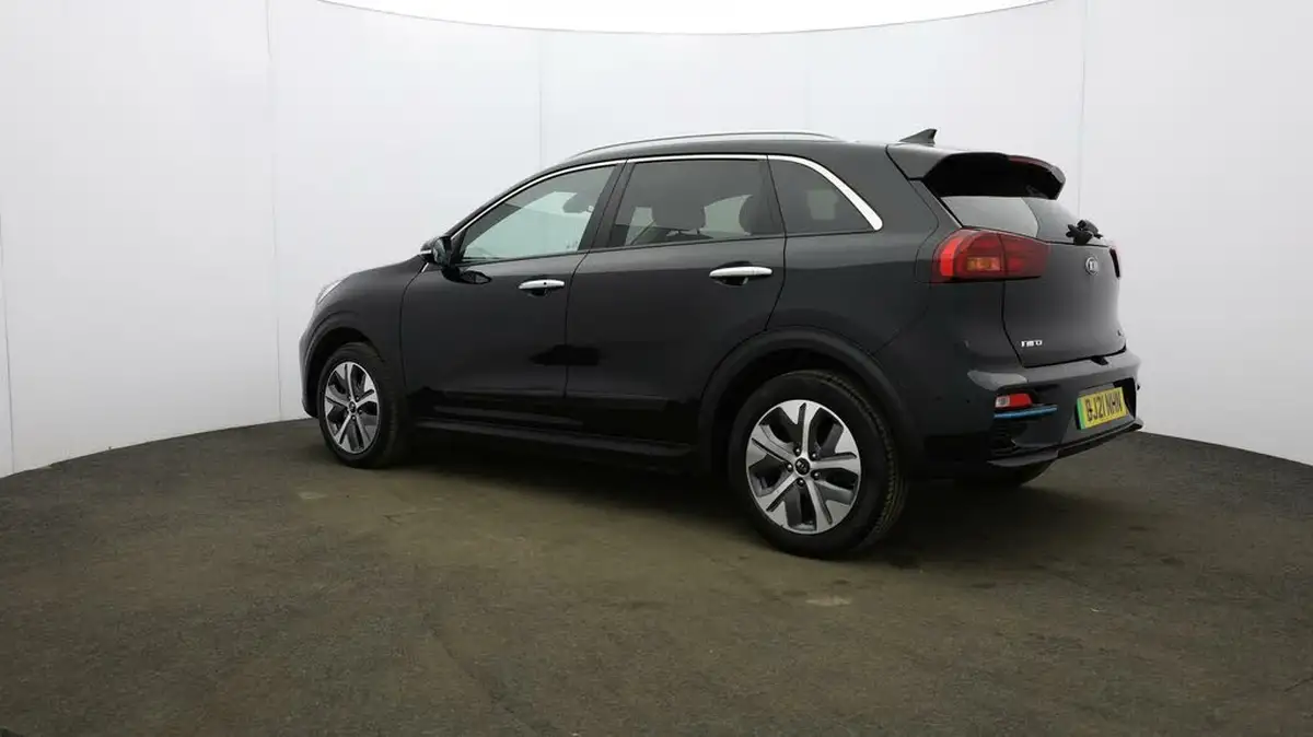 2021-kia-e-niro-ev-3-big-57