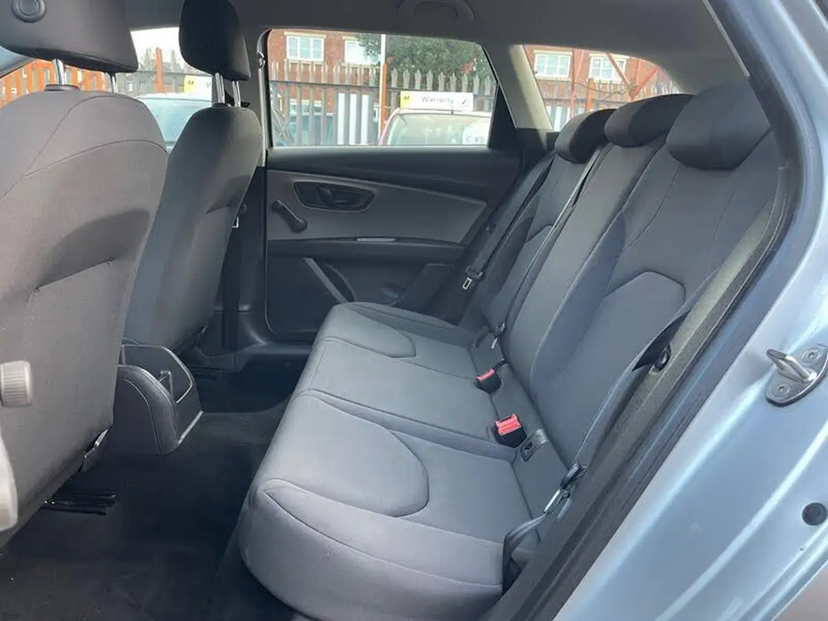 2017-seat-leon-16tdi-s-estate-big-15