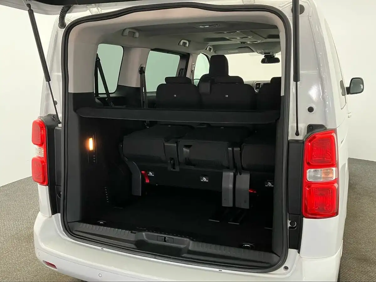 2020-peugeot-traveller-20-bluehdi-active-180ps-standardss-eat8-big-20