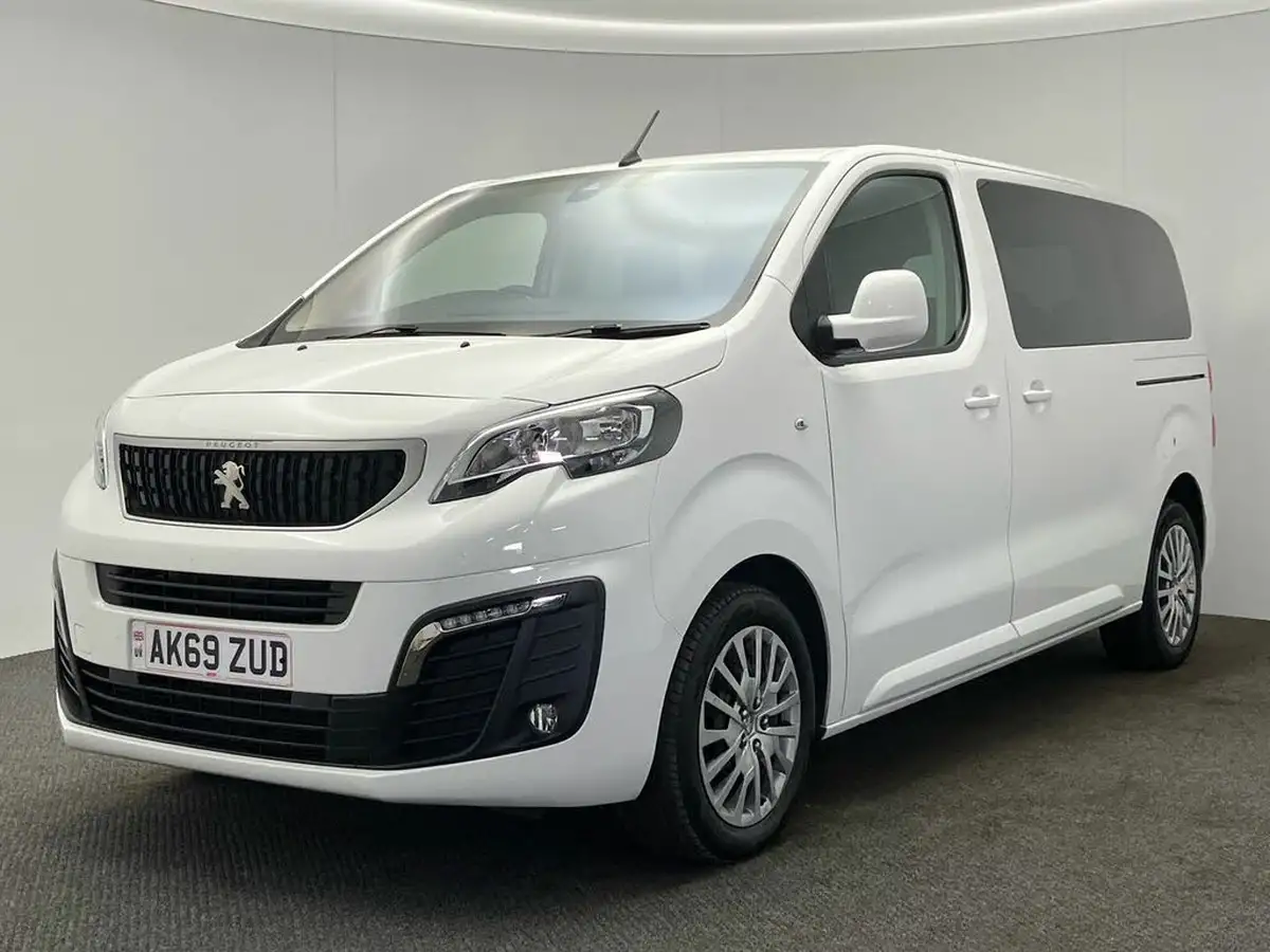 2020-peugeot-traveller-20-bluehdi-active-180ps-standardss-eat8-big-41