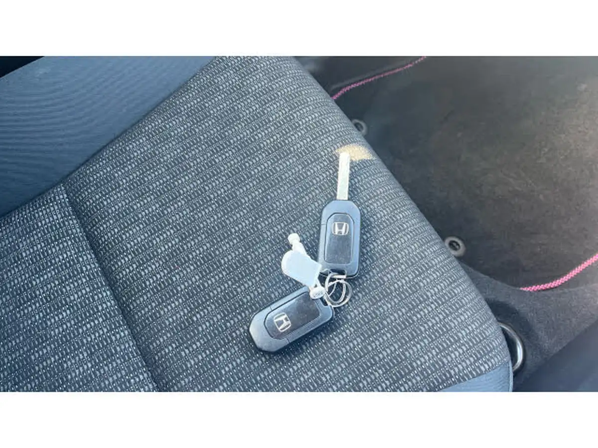 2016-honda-jazz-13-i-vtec-se-big-19