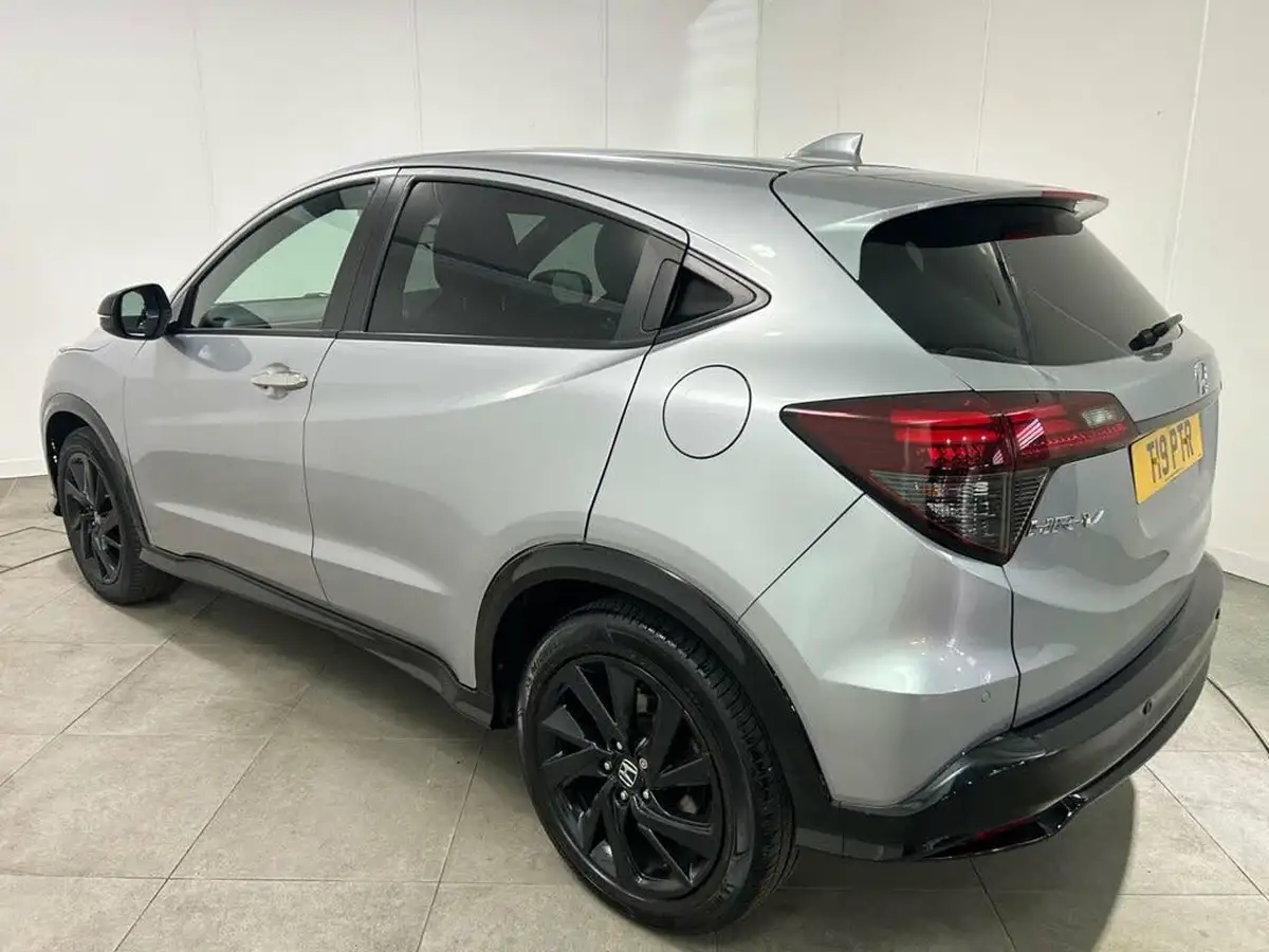 2020-honda-hr-v-15-i-vtec-sport-cvt-big-8