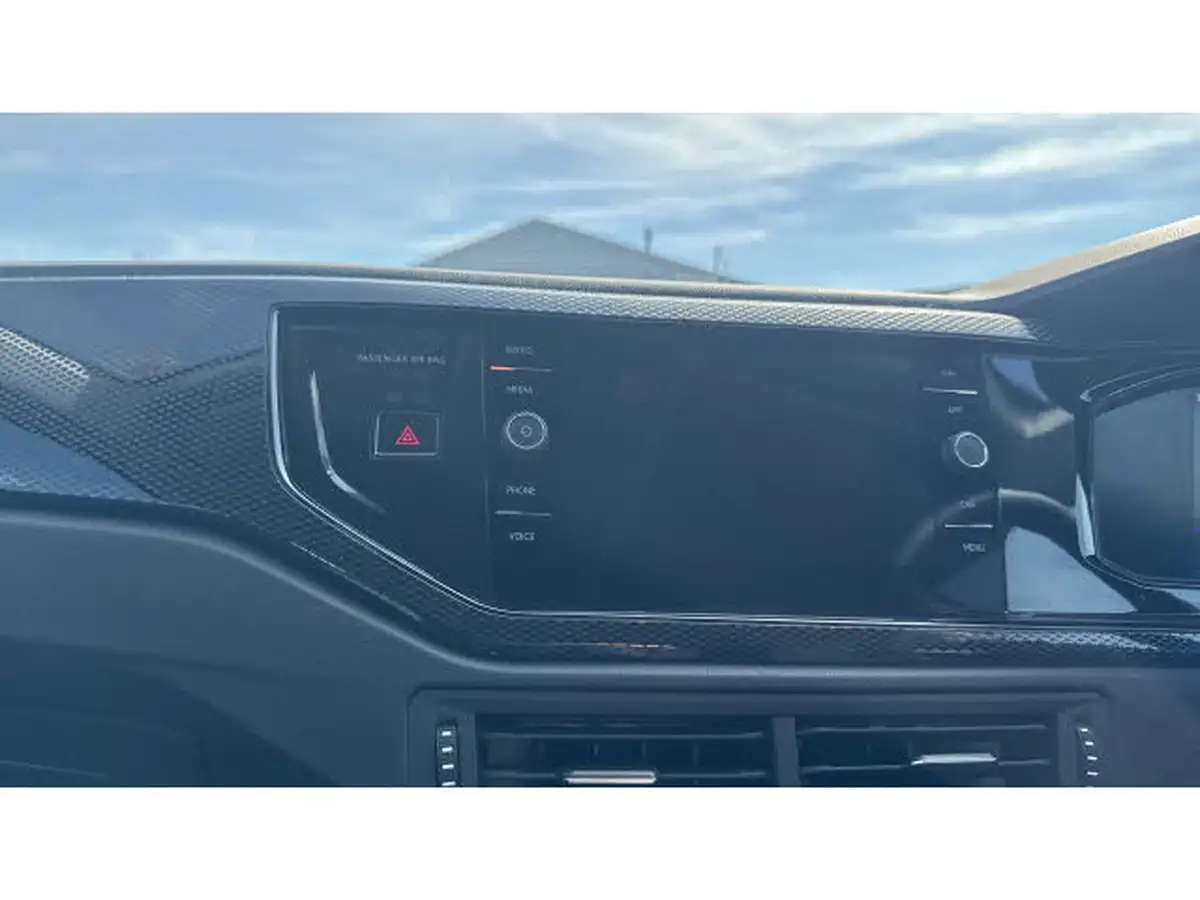2024-volkswagen-polo-10-tsi-match-big-11