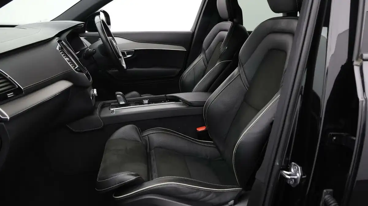 2021-volvo-xc90-20-t8-r-design-390bhp-big-13