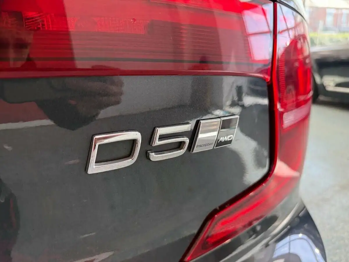 2017-volvo-s90-20td-d5-inscription-big-14