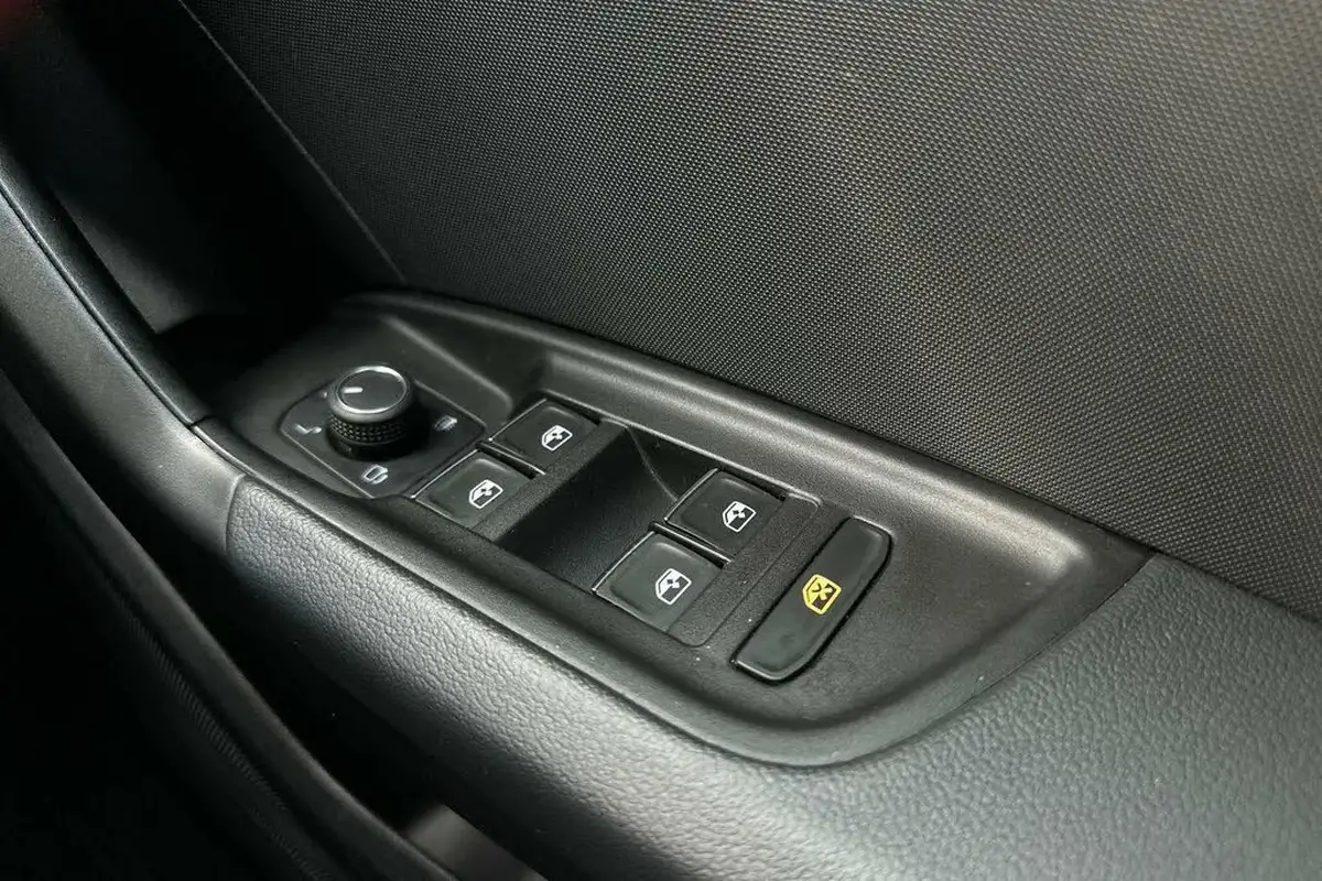 2022-audi-a1-10-30-tfsi-s-line-tronic-big-40