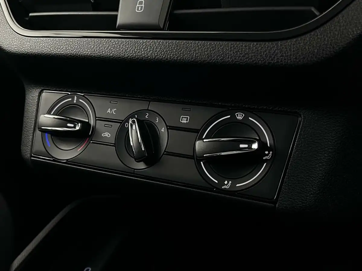 2019-skoda-kamiq-10-tsi-se-115ps-big-32
