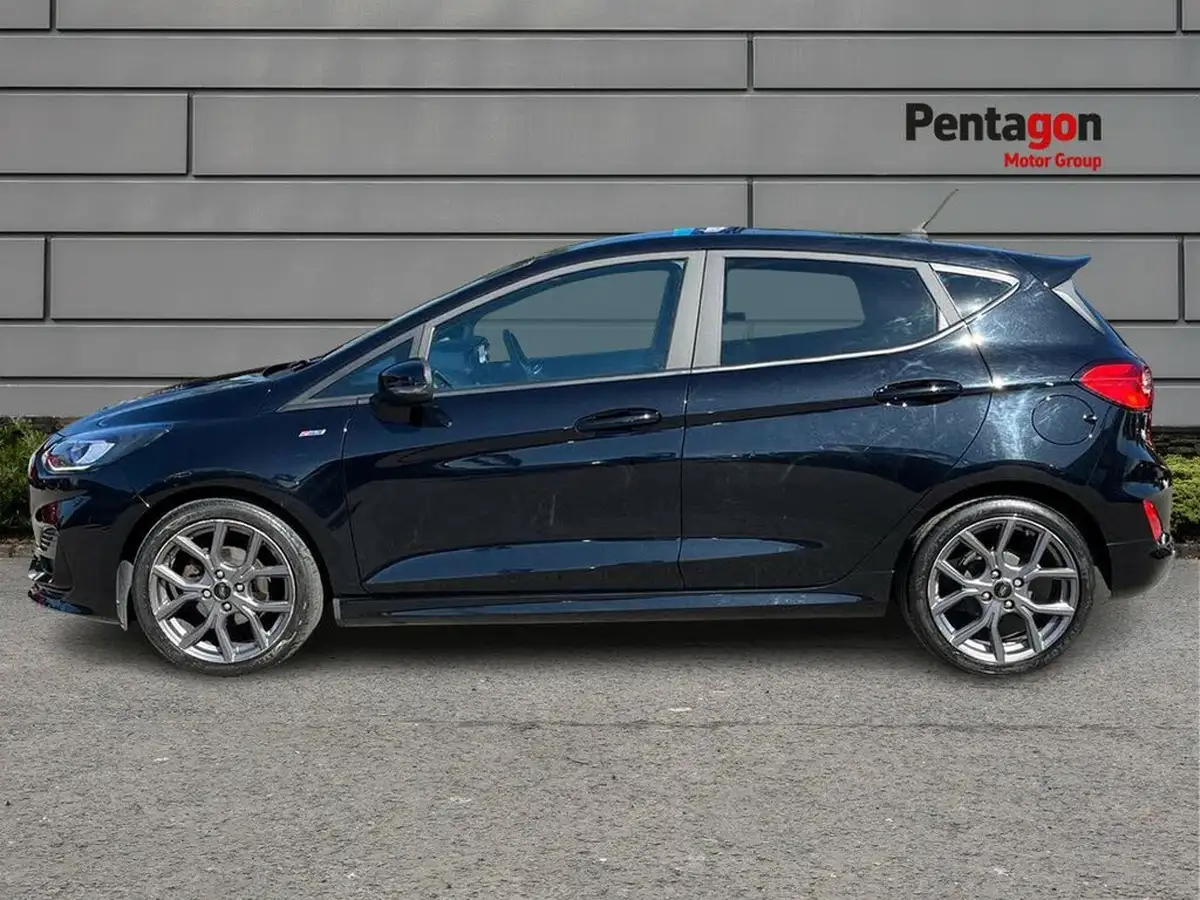 2023-ford-fiesta-big-11