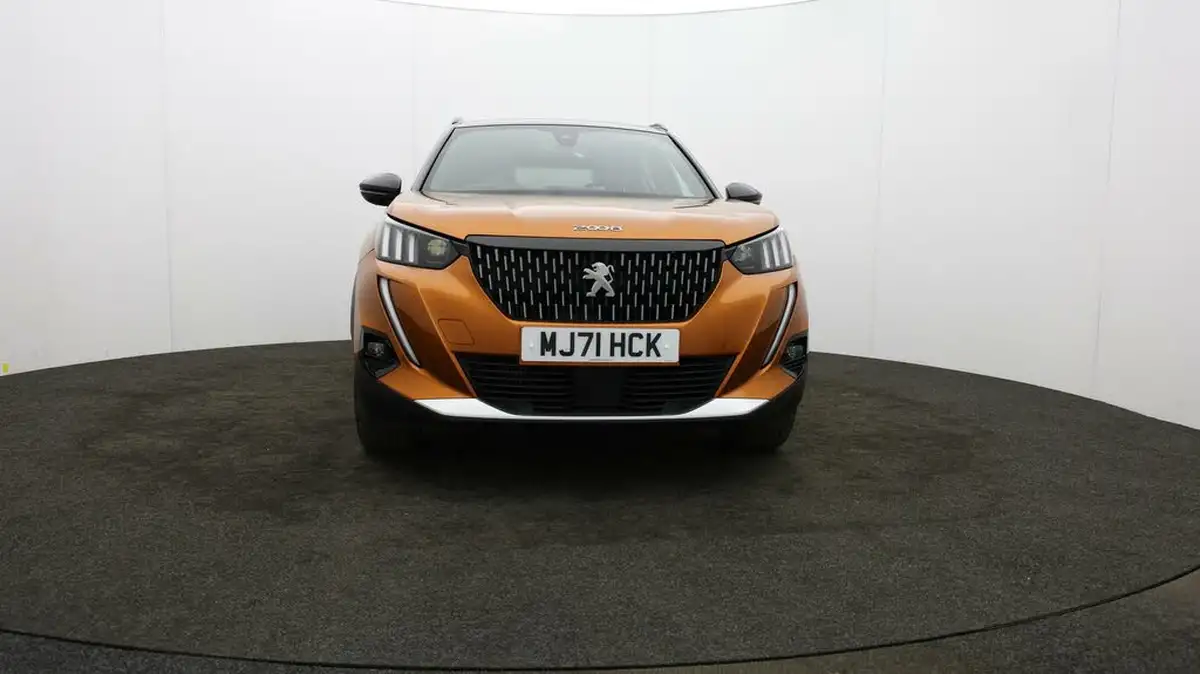 2021-peugeot-2008-suv-12-puretech-gt-premium-155bhp-eat8-big-44