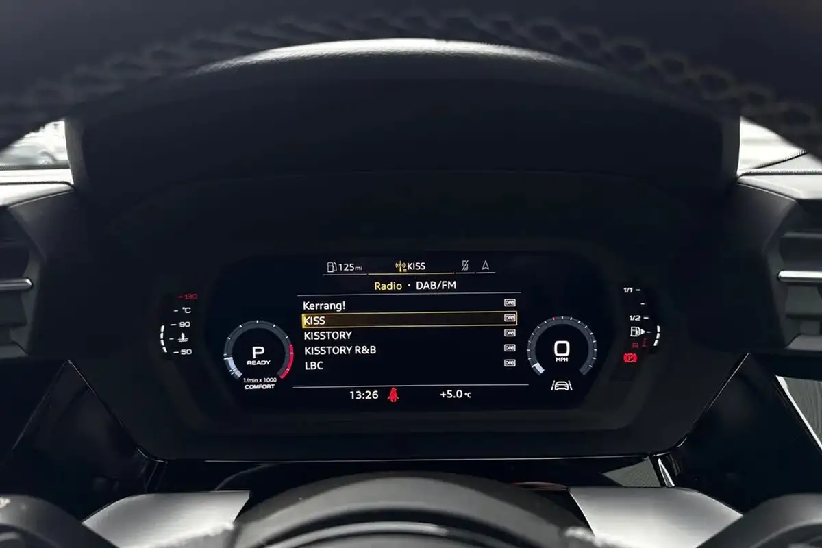 2023-audi-s3-20-tfsi-saloon-4d-big-40