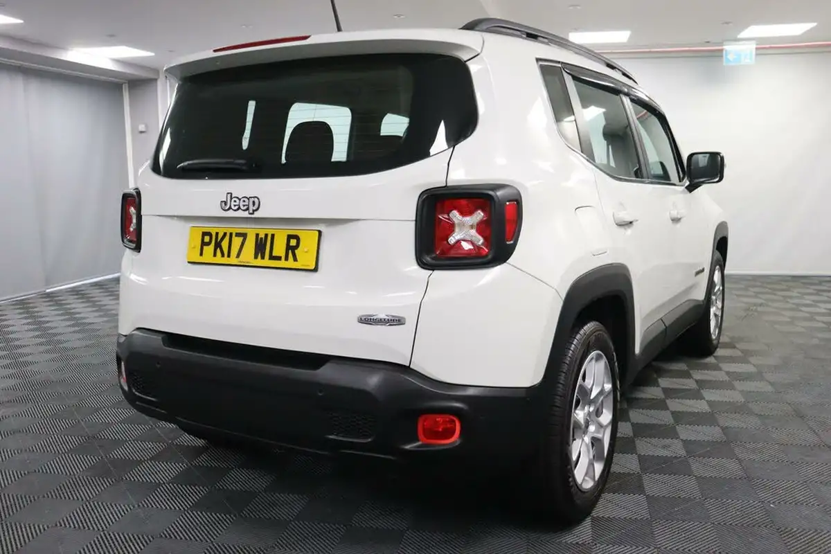 2017-jeep-renegade-16-multijet-ii-longitude-big-8