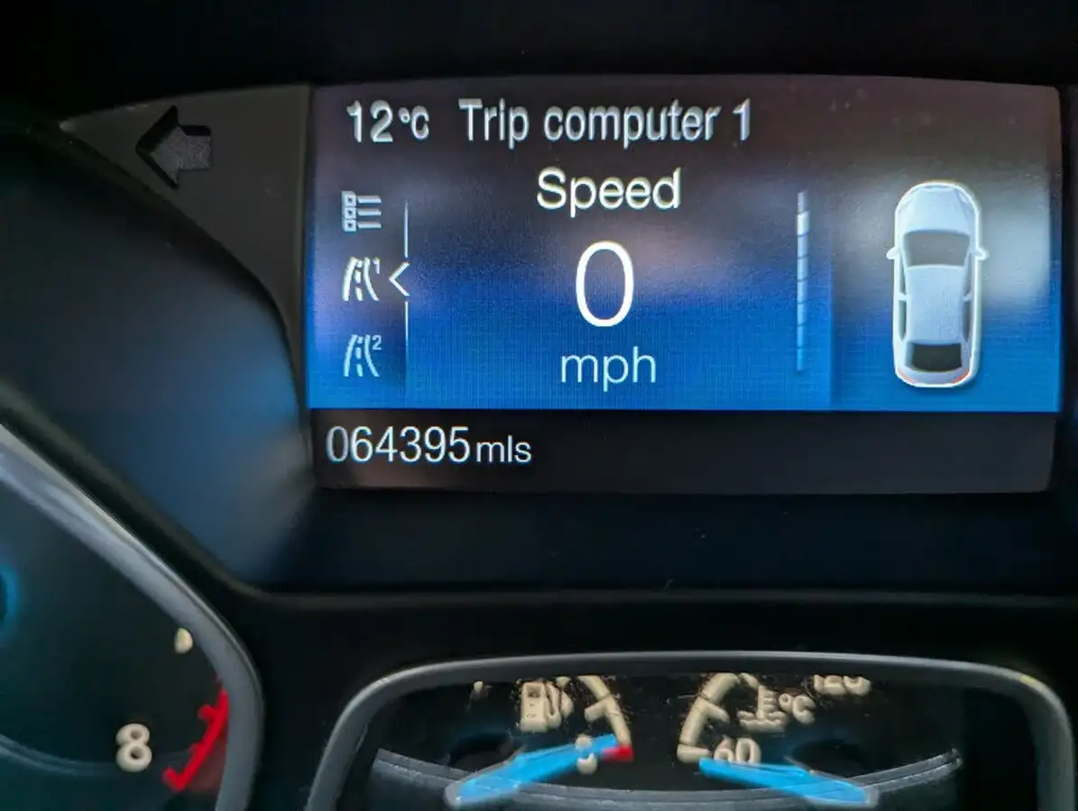 2018-ford-focus-10t-st-line-x-140ps-hatchback-big-25