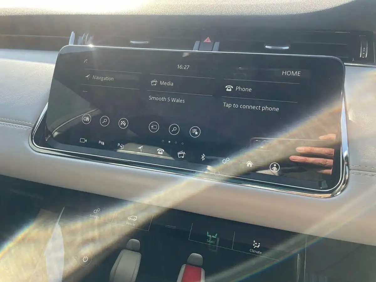 2019-land-rover-range-rover-evoque-20-d240-r-dynamic-hse-big-14