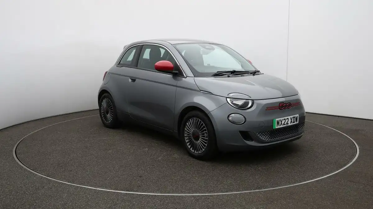 2022-fiat-500-e-red-93bhp-big-34