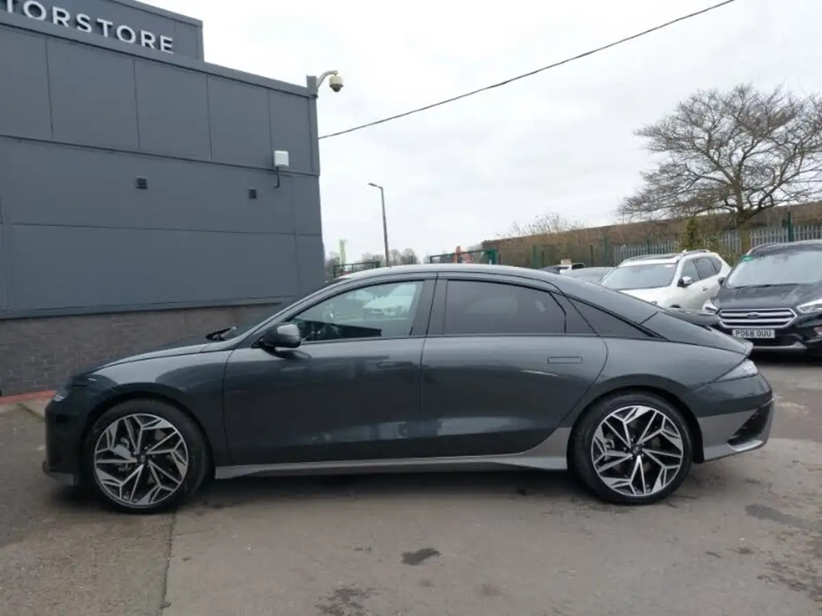 2023-hyundai-ioniq-6-e-premium-228ps-single-rwd-big-3