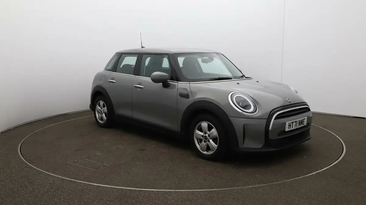 2022-mini-cooper-15-cooper-classic-hatchback-5d-big-34
