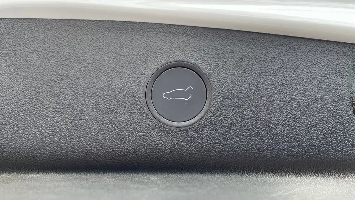 2021-tesla-model-3-e-standard-plus-big-22